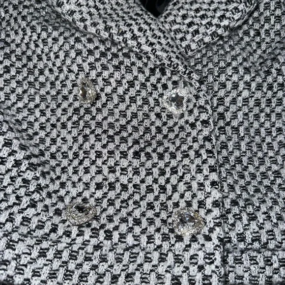 🛑SOLD🛑🎬HOST PICK 🎬 Two-piece tweed skirt set - Picture 3 of 3